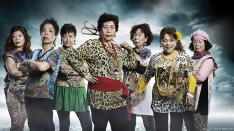 โจ๋ญี่ปุ่นกรี๊ด 'โอซากา โอบะจัง' วงดนตรี 'คุณป้า'กำลังดัง