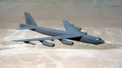 ทอ.สหรัฐฯ จับคุณปู่ บี-52 อัพเกรดระบบ CONECT