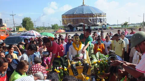 ดอยเต่ายังแล้งหนัก-ชัยภูมิชาวบ้านแห่เจ้าพ่อขอฝน