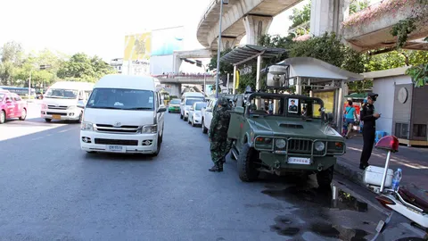 รวบ 'สมบัติ' มือปล่อยลมยางรถฮัมวี่ทหาร อนุสาวรีย์ฯแล้ว! 