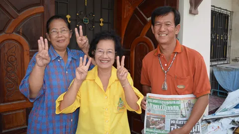 พ่อค้าข้าวแกงโชคดีได้ 1 แสน จาก ‘ไทยรัฐทีวี’ ทำทุนขายกาแฟ