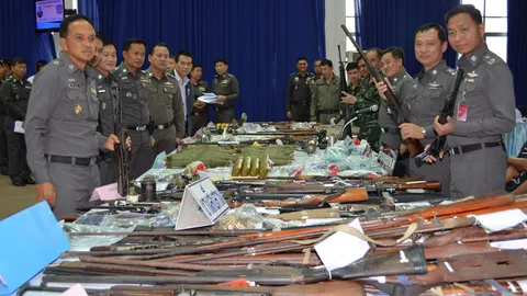 ตร.ภาค2โชว์ผลงานจับอาวุธสงคราม-ปืนกว่า200กระบอก