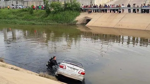 หน.งานคลังสินค้าชะตาขาด-ขับเก๋งตกคลองจมน้ำดับ