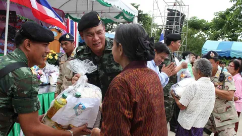 ทหาร ปตอ.พัน.7 นำคืนความสุขให้ประชาชนใน จ.นนทบุรี