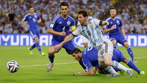 'เมสซี'ซัดชัย!!! 'ฟ้าขาว'เฉือน'บอสเนียฯ'หืด 2-1