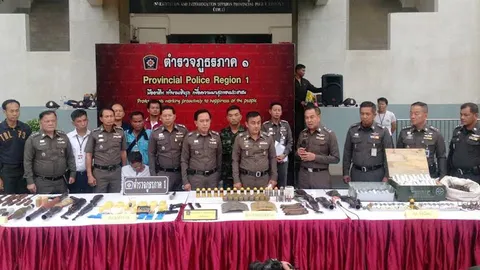 ตร.ภ.1แถลงผลกวาดล้างจับปืนสงคราม-ยาเสพติดอื้อ