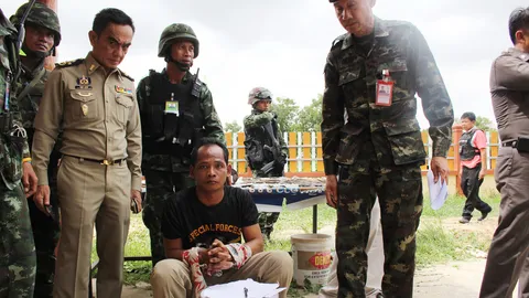 รวบผู้คุมคุกสุรินทร์ รับจ้างยิงหนังสติ๊กส่งยาบ้า-ไอซ์