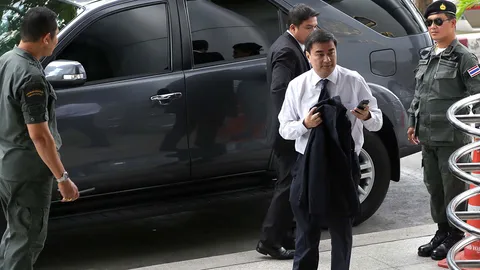 ศาล นัด 28 ก.ค. ฟังคำสั่ง รวมคดีฆ่าคนตายเจตนาเล็งเห็นผล'มาร์ค-สุเทพ'