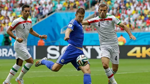 'บอสเนียฯ' ไล่อัด 'อิหร่าน' 3-1 กอดคอตกรอบ