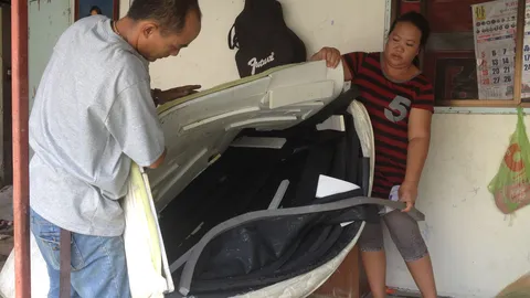 ชาวบ้านโวย! 18มงกุฎตุ๋นขายที่นอนยัดไส้โฟม