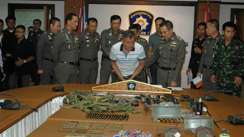 ร่วมขบวนการ 