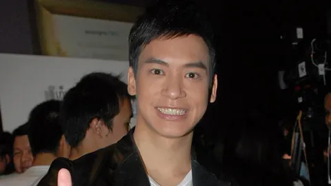 “บี้”แบ่งรับแบ่งสู้โดนแชะคู่“โม” โว!ควงเป็นพันร้านรอดตลอด