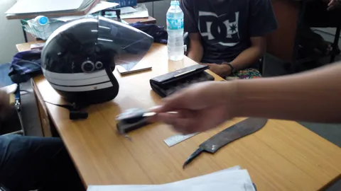 รวบโจ๋แสบ วิ่งราวทรัพย์-มีดฟันหัว ก่อเหตุนับไม่ถ้วน