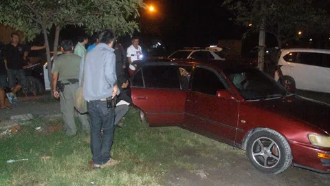 ‘ขอเบอร์’สาว ถล่มนศ.เจ็บ3