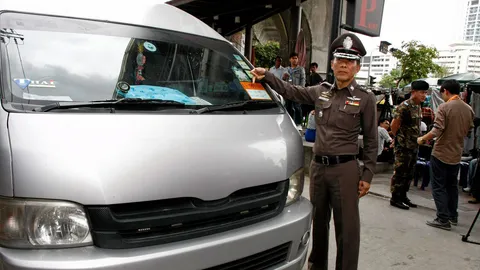 จัดระเบียบรถตู้อนุสาวรีย์ฯ เข้ม เช็กประวัติ-สารเสพติด