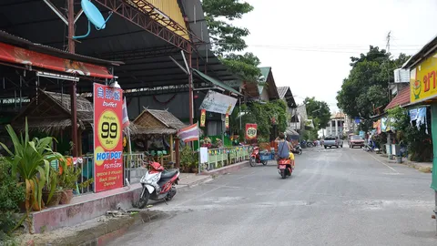 จัดระเบียบชาวบ้านรุกแนวริมรั้วชายแดน บ้านด่านนอก