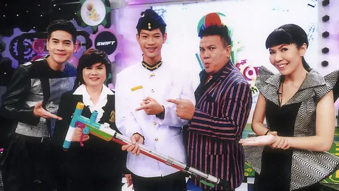 “คิดล้ำ..ไม้เท้าสารพัดประโยชน์”