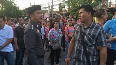 ผู้ค้าสลากย่อย ยอมเปิดถนนแล้ว หลังได้ข้อตกลงร่วมกัน