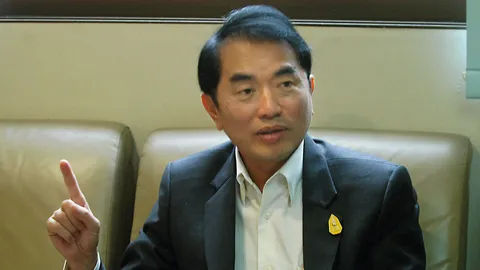 'วรงค์' ชี้ ระวัง 'จับแพะ' กรณีข้าวหาย เกือบแสนกระสอบ 'ปทุมธานี'