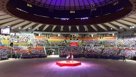 เยาวชนกว่า 5 พันคน ร่วมท่องพุทธวจนะ มากสุดในโลก