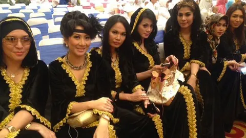 สื่อผู้ดีสะท้อนภาพ ‘ไฮโซ-เด็กกำพร้า’ ความไม่เท่าเทียมในอินโดฯ