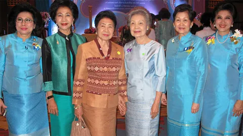 เชิดชูเกียรติสตรีไทยดีเด่น ช่วยเหลือสังคม