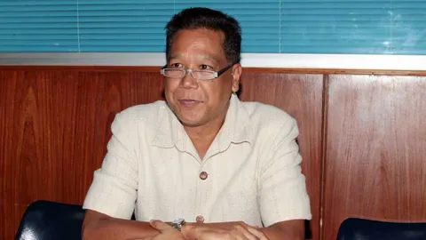 'ชินเวศ สารสาส' ขึ้นศาล-ลุ้นประกันอดีตเมียฟ้อง