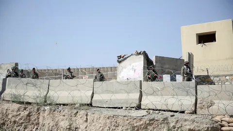 ทหารอัฟกันกราดยิงโรงเรียนทหาร ดับนายพลมะกัน เจ็บอื้อ