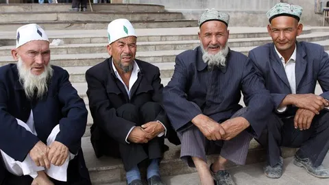 จีนเข้ม! ห้ามคนแต่งตัวมุสลิม ขึ้นรถเมล์ ช่วงแข่งกีฬาที่ซินเจียง