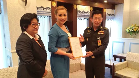 บุ๋ม ปนัดดา ร้อง คสช. เร่งแก้ ก.ม.คดีข่มขืนงดอภัยโทษ