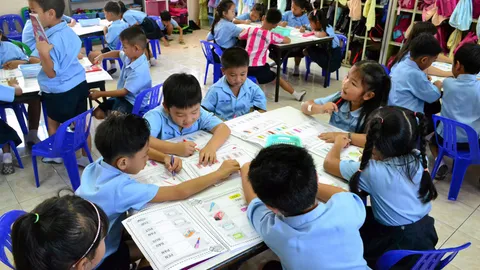 ศธ.ตั้งเป้าคนไทยได้เรียนทั่วถึงทุกคนใน 15 ปี