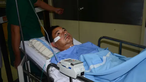 แพทย์เผย 'โอ-วรุฒ' ซี่โครงหัก ทิ่มปอดรั่ว คาดใช้เวลารักษา1เดือน 