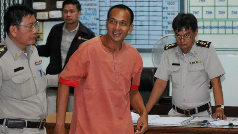 คุกหึงโหด