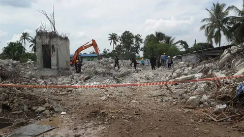 เผาแล้ว 3ศพ เหยื่อคอนโดฯ ถล่ม คลอง 6