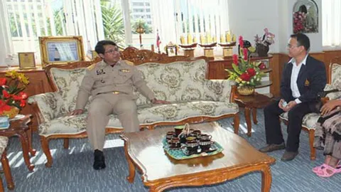 ร้องผู้ว่าฯ เลย ลูกสาววัย 14 ปีถูกข่มขืนคดีอืด