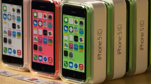 วอลมาร์ต หั่นราคาไอโฟน 5C เหลือไม่ถึงดอลลาร์
