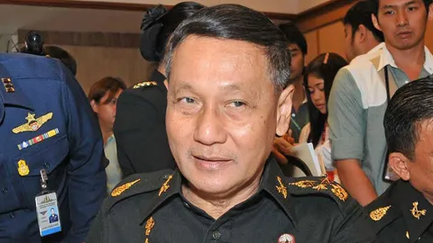 ปลัดกลาโหม สั่งแพทย์ 3 เหล่าทัพ เข้มสกัด อีโบลา