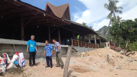 'กระบี่' จัดระเบียบรื้อสิ่งปลูกสร้าง รุกชายหาดอ่าวนาง