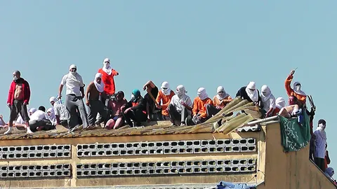 จลาจลที่คุกบราซิล นักโทษถูกฆ่าตัดคอ 3 คน