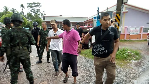 บุกรวบผู้ต้องสงสัยวางระเบิดตลาดเบตงกบดานเมืองสตูล