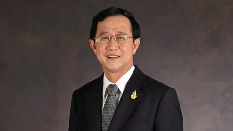 อาคม ทิ้งเก้าอี้อีกราย ทำ สนช.เหลือ 193 คน