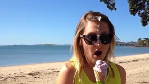 ไอติม(ราด)ขี้นก!