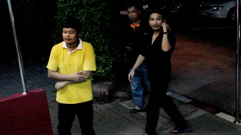 ทหารจับตร.เสพยาบ้า บ่ายเบี่ยงตรวจฉี่ สุดท้ายหลักฐานมัดแน่น (ชมคลิป)