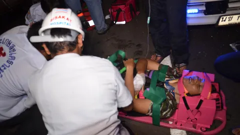 รถทหาร-ตร.ศรีสะเกษ วิ่งหาข่าว เสียหลักชนประสานงาเจ็บ 4