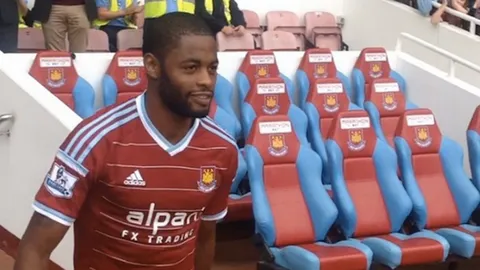 ตามรอยลุง! 'ซง' เปิดตัวชุด 'ขุนค้อน' 