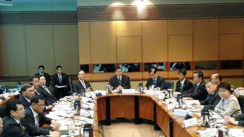 'บิ๊กเจี๊ยบ-ดอน'เข้า'บัวแก้ว'วันแรก'ทูตสหรัฐฯ-ญี่ปุ่น'เข้าคารวะ