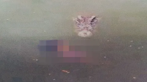 ตะลึง! สาวใหญ่กระโดดบ่อจระเข้ดับ ญาติเชื่อเครียดส่วนตัว (ชมคลิป)