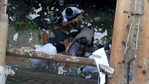 นร.ชายม.2ร่วงจากชั้น3กระแทกพื้นสาหัส