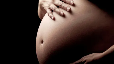 ห่วงกฎหมาย 'อุ้มบุญ' ตามหลังเทคโนโลยี ผลักบริการผิดกฎหมาย