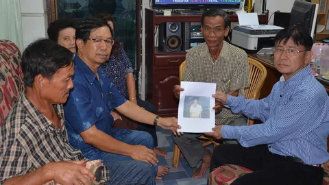 พ่อแม่แรงงานไทยร้อง 'ไทยรัฐ' ช่วยตามหาลูกชาย 